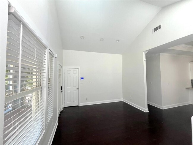 Building Photo - 954 Byron Dr SW