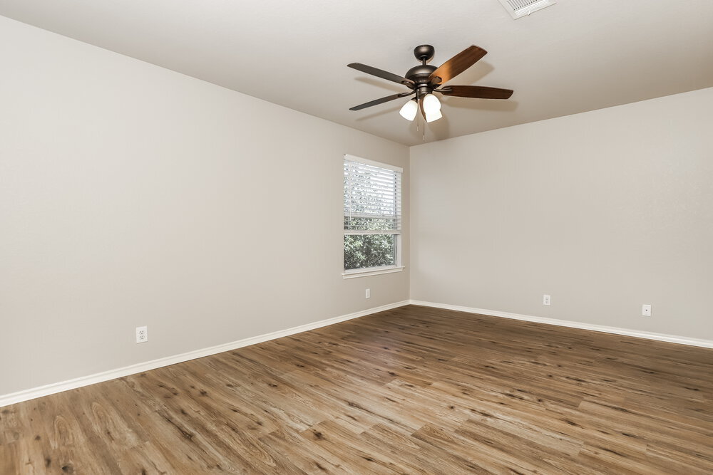Building Photo - 2123 Dodge Dr