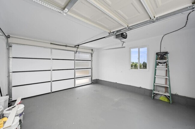 Building Photo - 4420 Voltaire St