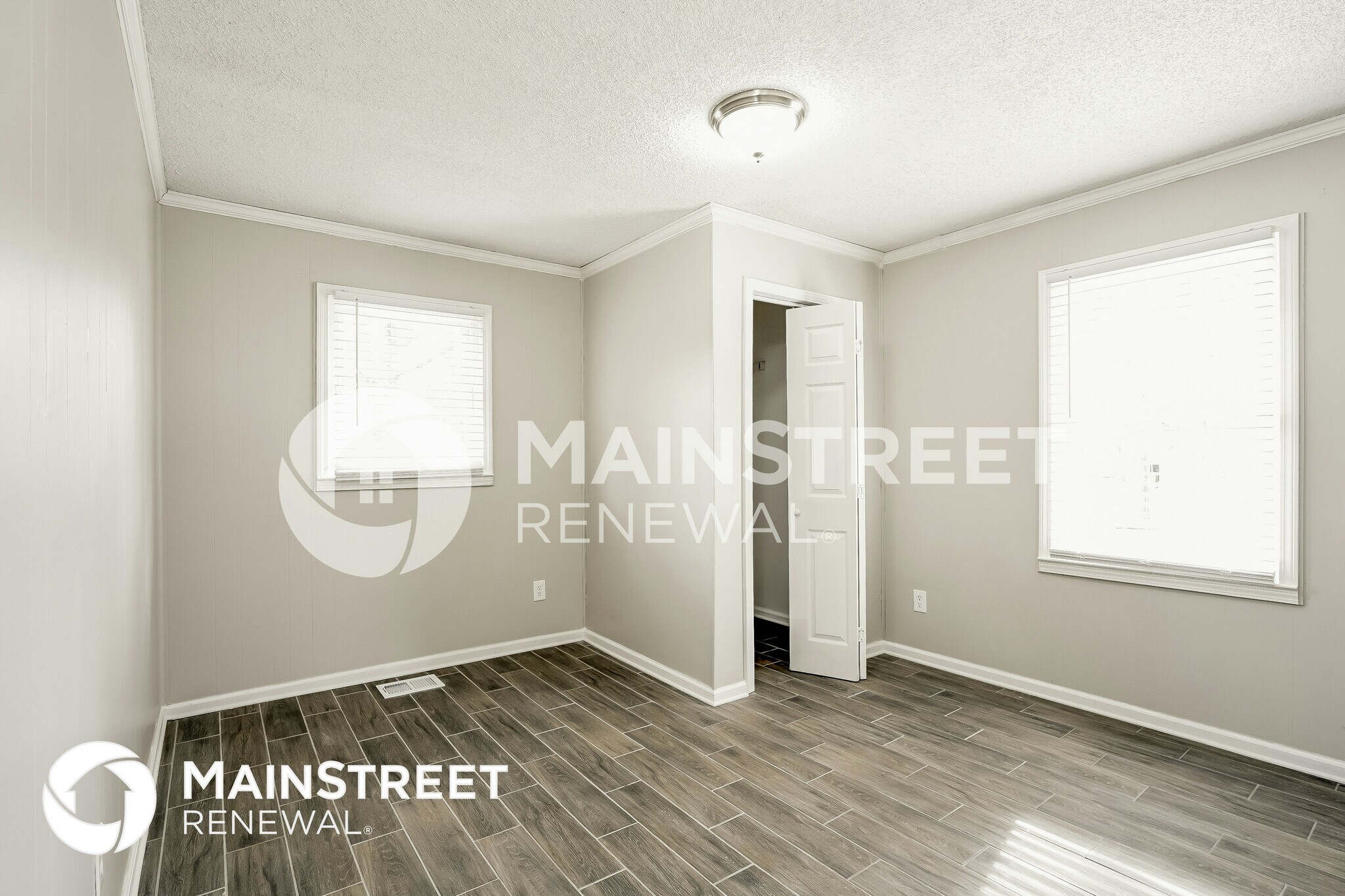 Building Photo - 35 Willow Ln NW