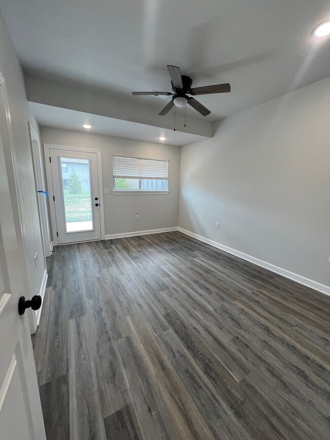 Building Photo - 81 SE 351st Rd