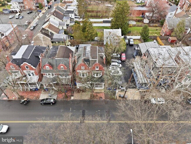 Building Photo - 111 Hanover Dr