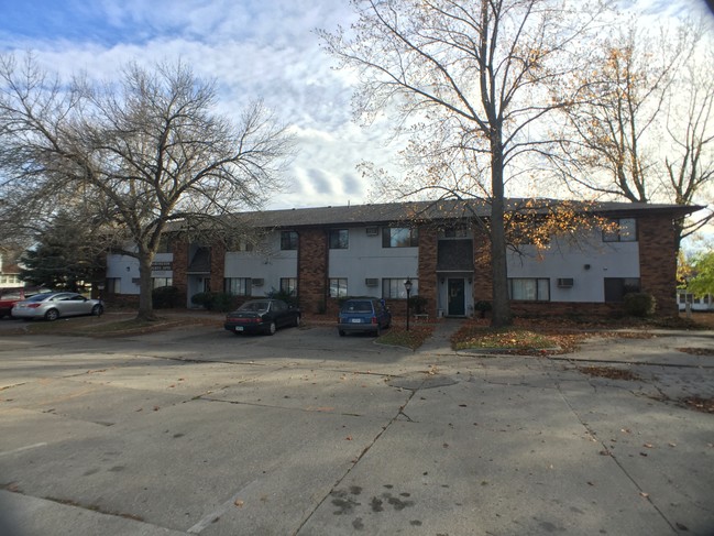 Building Photo - Washington Heights Apartments