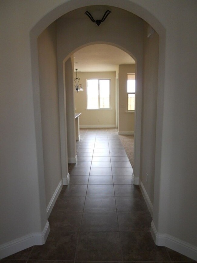 Building Photo - Granville Built 3 Bedroom for Rent in Copp...