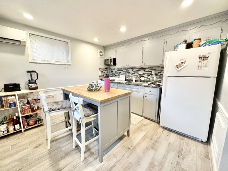 Building Photo - 44 N Huntington Ave