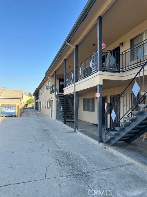 Building Photo - 4105 Walnut Grove Ave