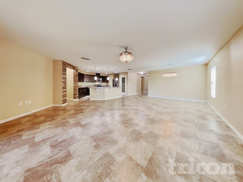 Building Photo - 7274 Somerset Pond Dr