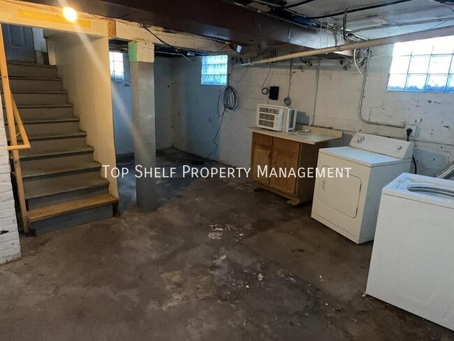 Building Photo - 3307 2nd Ave