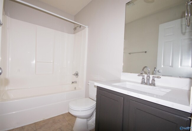 Building Photo - 109 Sandy Hollow Dr NW