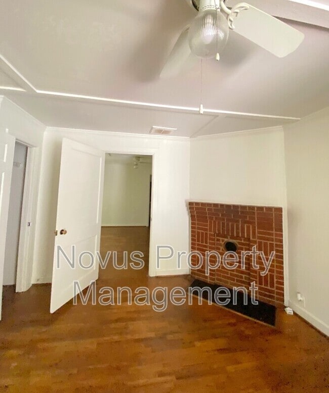 Building Photo - 122 Mandeville Ave