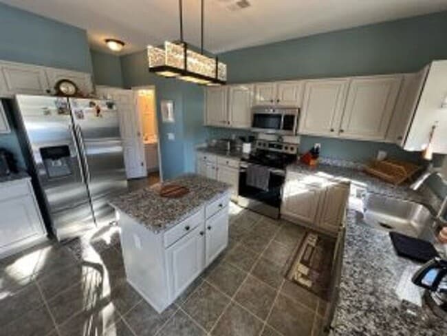 Building Photo - Park West with Water View