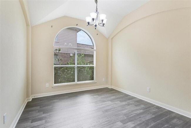Building Photo - 3608 Glastonbury Trail