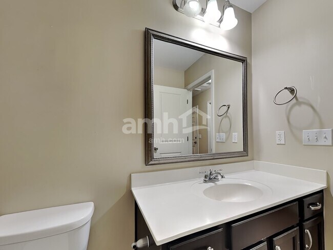 Building Photo - 42 Sand Valley Ct