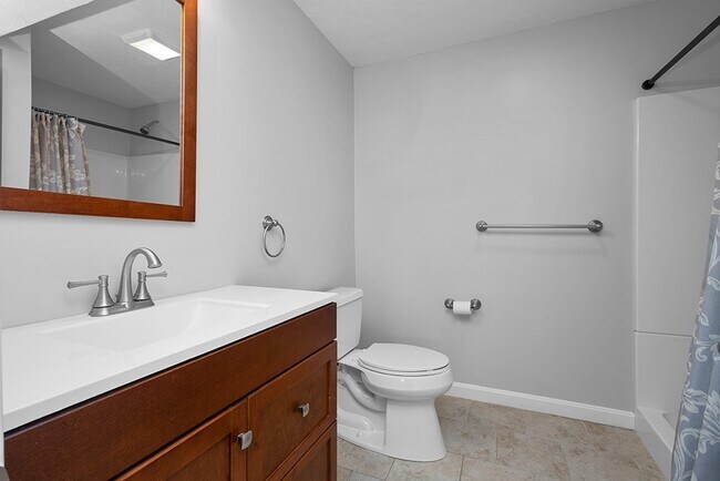 Building Photo - 1 Neff Dr