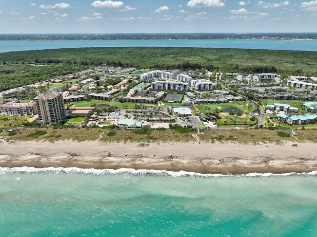 Building Photo - 2400 S Ocean Dr