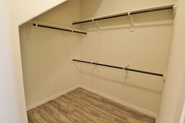Building Photo - 3811 Lexington Grove Ct