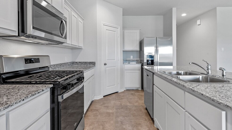Building Photo - 9425 Mountain Pass Dr