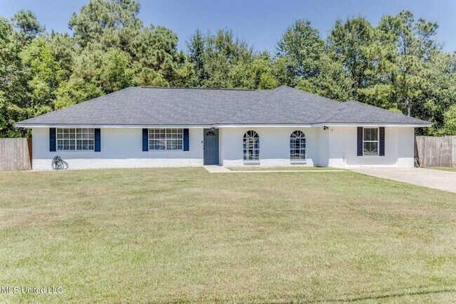 Building Photo - 106 Piney Ridge Rd