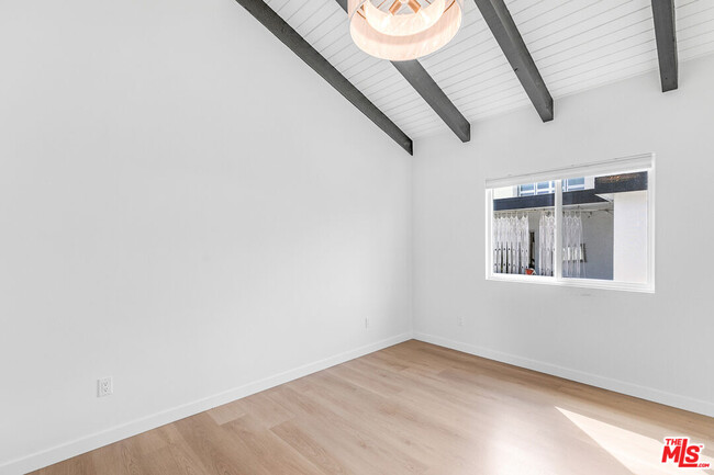Building Photo - 1536 11th St