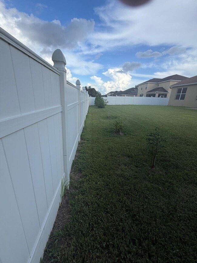 Building Photo - 4576 Barbados Loop