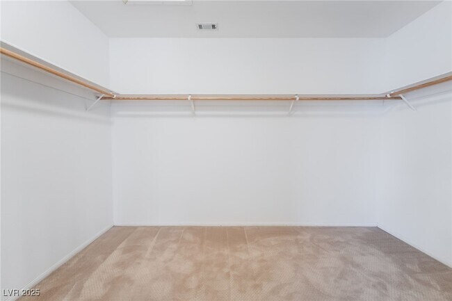 Building Photo - 299 Queen Creek Cir