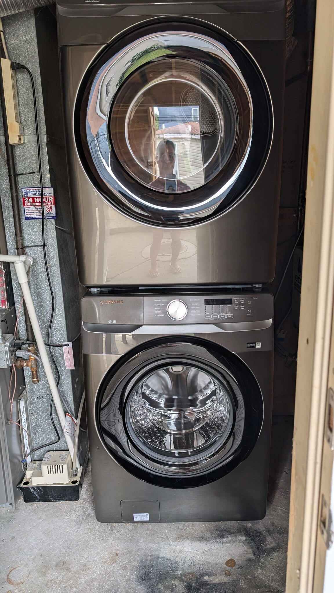 Building Photo - 2925 N Talman Ave