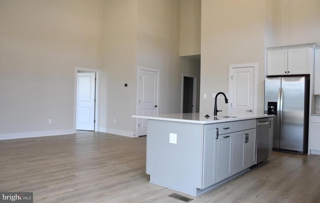 Building Photo - 34013 Golden Aspen Dr