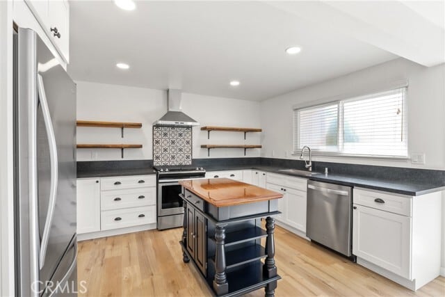 Building Photo - 28015 Ridgebluff Ct