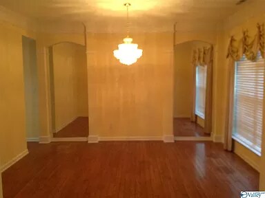 Building Photo - 104 Horseshoe Bend S