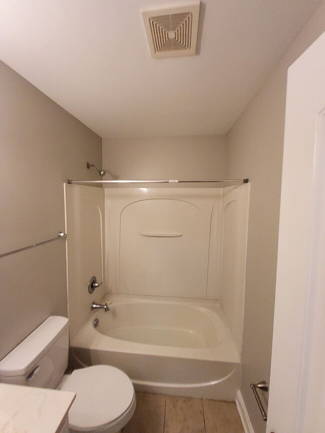 Building Photo - 3850 Farm Gate Cove