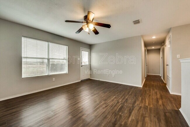 Building Photo - 1345 Castle Ridge Rd