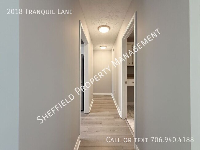 Building Photo - 2018 Tranquil Ln