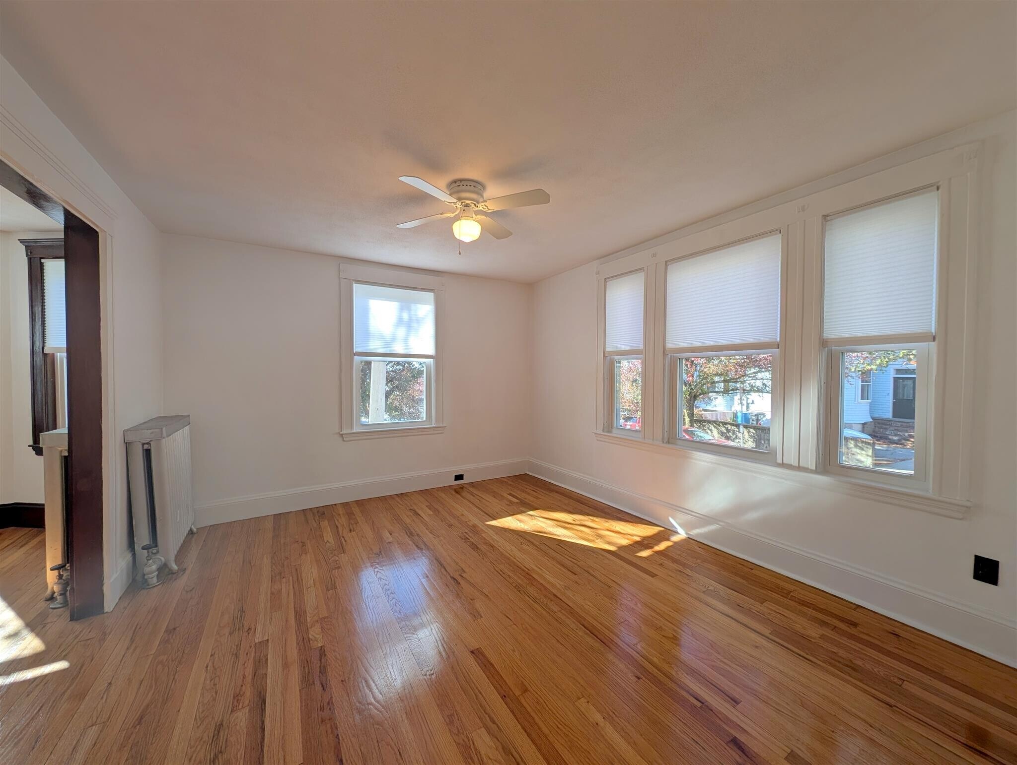 Building Photo - 119 Lowell St