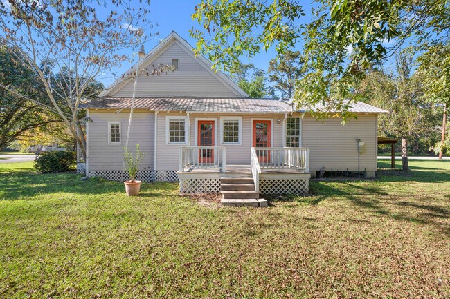 Building Photo - 225 Oliver Hwy