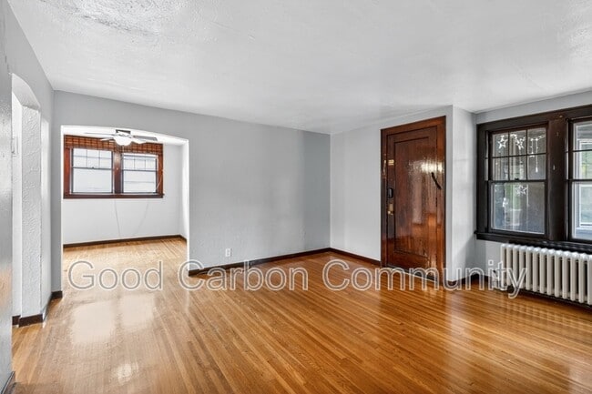 Primary Photo - 175 Sanders Rd
