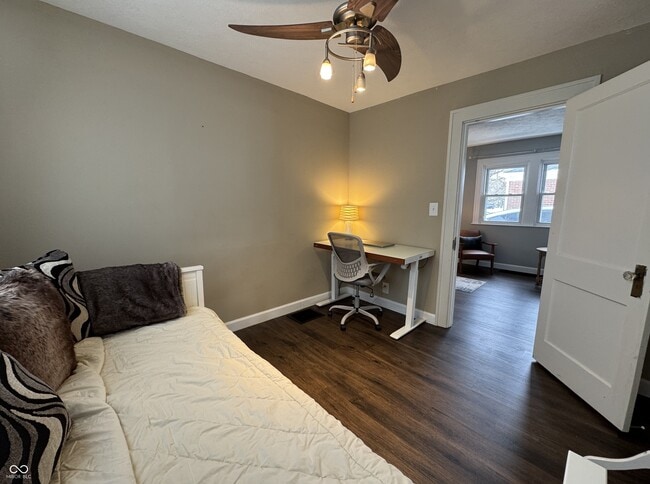 Building Photo - 6186 Evanston Ave