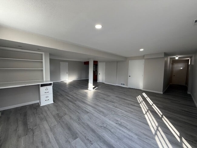 Building Photo - 3 Bedroom with Finished Walk Out Basement!