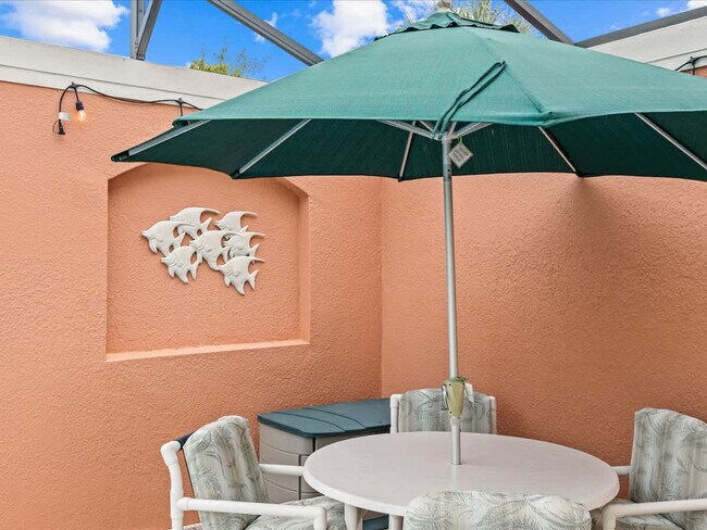 Building Photo - 113 Pompano Beach Dr