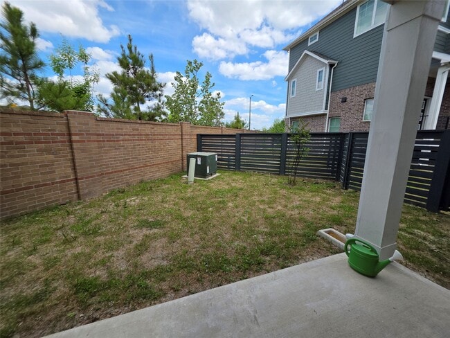 Building Photo - 18710 Colorado River Ln