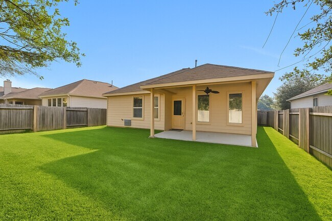 Building Photo - 11502 W Woodmark