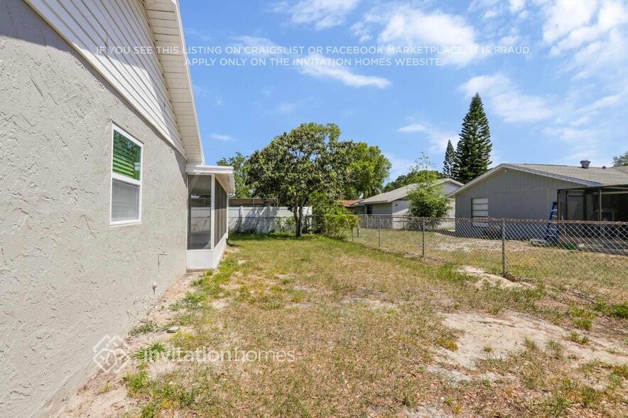 Building Photo - 8032 Chickasaw Ln
