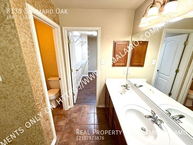 Building Photo - 8130 Shumard Oak Dr