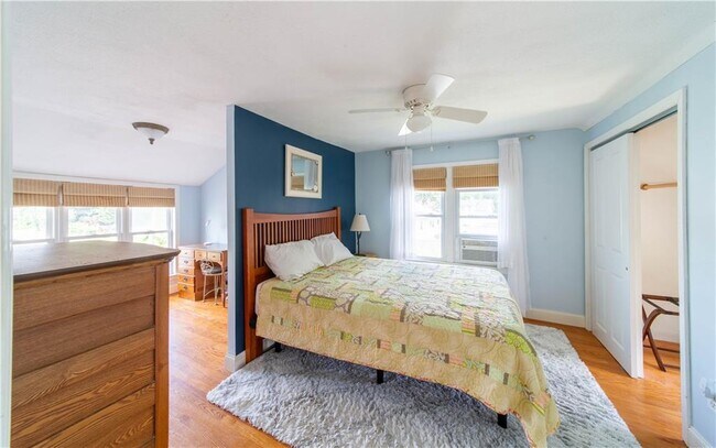 Building Photo - 283 Tidewater Dr