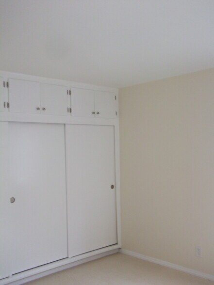 1st Bedroom - Park Seville