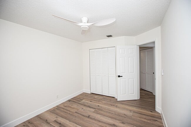 Building Photo - 10881 La Salinas Cir