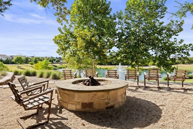 Building Photo - 1008 Willie Rnch Wy