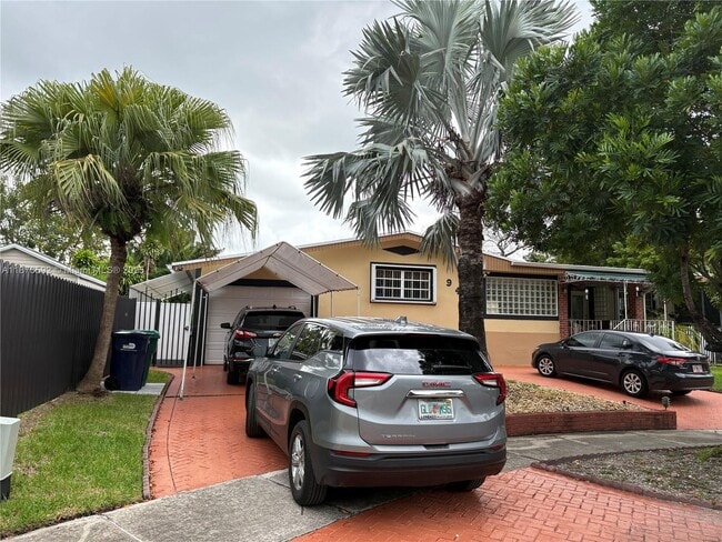 Primary Photo - 9470 SW 79th St