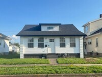 Building Photo - 1509 E Olive St