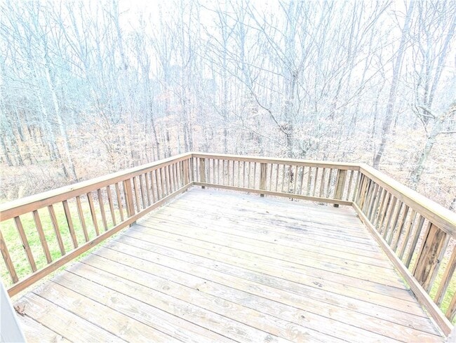 Building Photo - 690 Collingsworth Ln NE