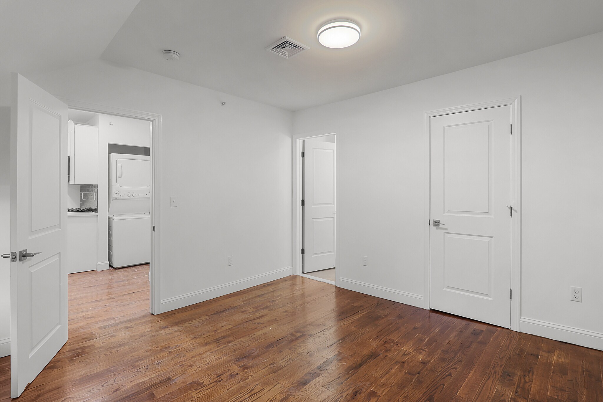 Building Photo - 57 Trumbull St